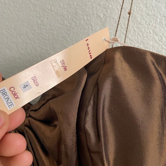 Issue babydoll bubble style dress bronze - Picture 3 of 7